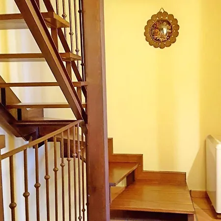 3 Bedrooms House With Balcony And Wifi At La Adrada *